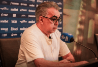 Fortaleza reclama de gol do Cruzeiro: “Cortaram cabeça para tirar impedimento”