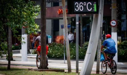 Mais um dia de calor na cidade de São Paulo