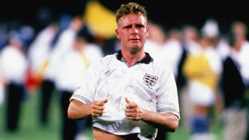 Paul Gascoigne em jogo da Seleção Inglesa / Empics Sport