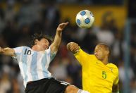 Felipe Melo relembra duelo com ídolo argentino: “Que ídolo? Vou arrancar tua cabeça”