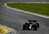 Verstappen vence GP de São Paulo e conquista sua 17ª vitória na temporada da F1