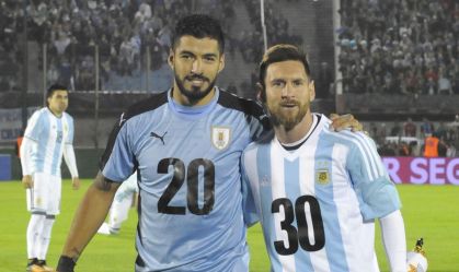 Luis Suárez e Lionel Messi antes de confronto entre Uruguai x Argentina