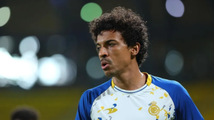 Luiz Gustavo em partida do Al-Nassr