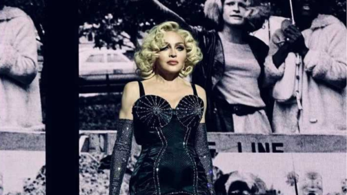 Madonna na "The Celebration Tour", turnê que comemora seus 40 anos de carreira