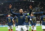 Aos 24 anos, Mbappé supera marca de Messi e Cristiano Ronaldo; saiba qual