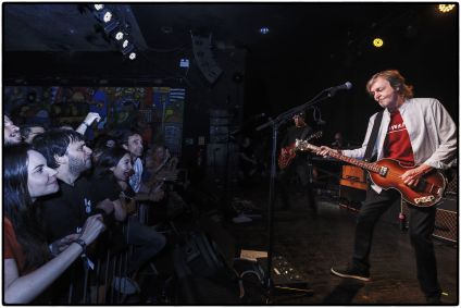 Paul McCartney em show surpresa de Brasília nesta terça-feira (28)