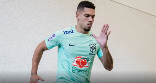 Paulinho é o artilheiro do Campeonato Brasileiro e também do Atlético na temporada