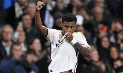 Rodrygo comemora gol em vitória contra o Braga