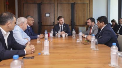 Reunião na Conmebol entre dirigentes da entidade, do Fluminense, do Boca, da CBF e da AFA