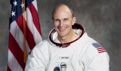 O astronauta das missões Apollo da Nasa, Thomas K. Mattingly II