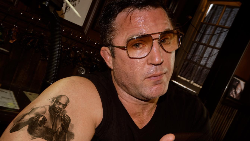 Sonnen tatuou rosto de Anderson Silva