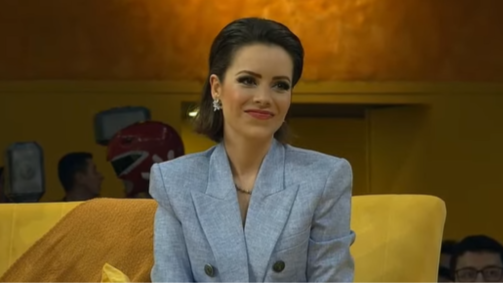 Sandy em painel na CCXP23 nesta quinta-feira (30) sobre o filme "Evidências de um amor", no qual será a protagonista