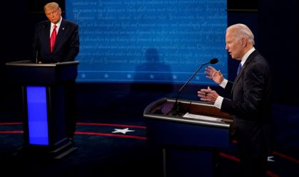 Biden e Trump participam de debate na campanha eleitoral de 2020, em Nashville, Tennessee
