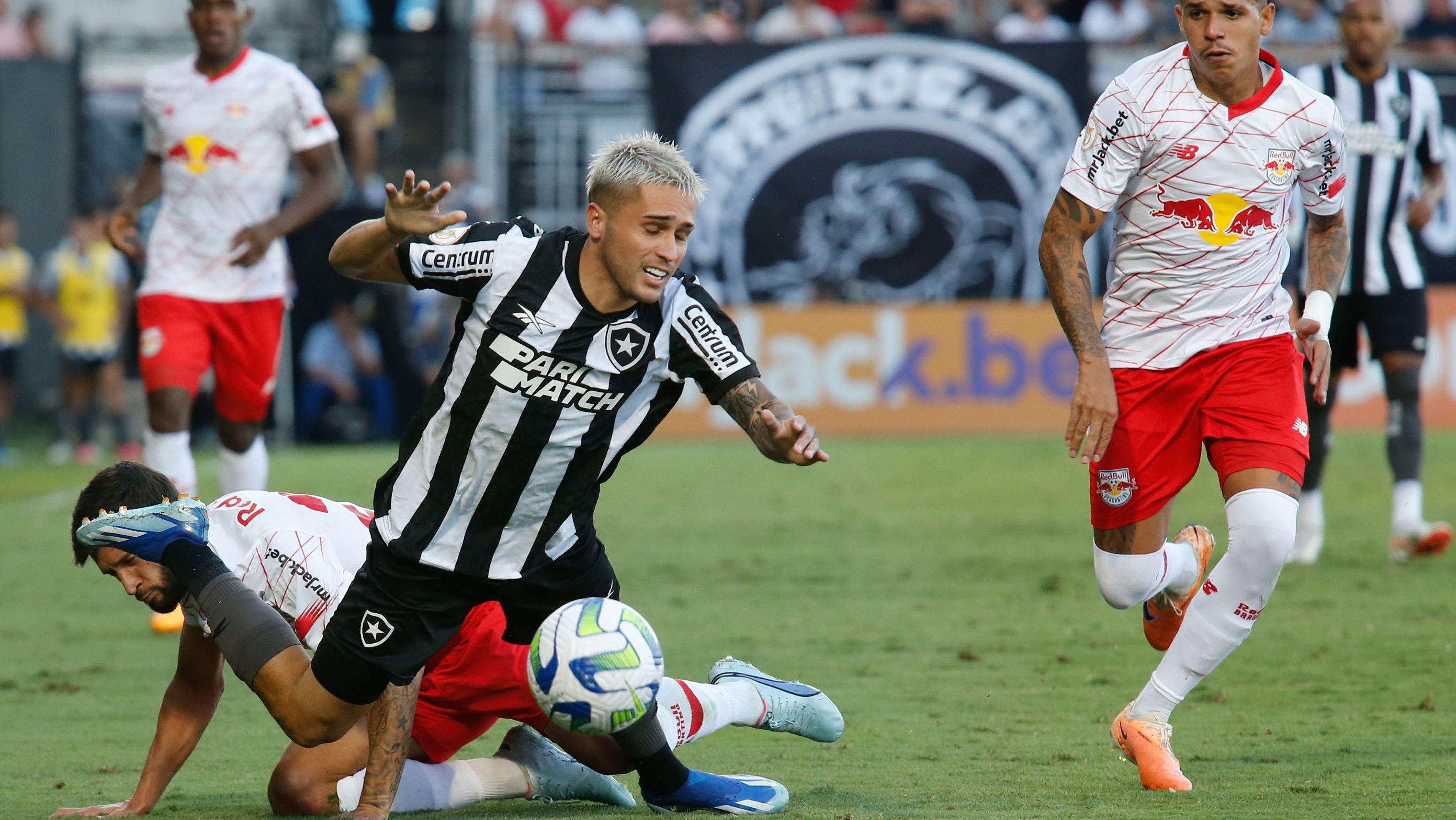 Lance de Red Bull Bragantino 2 x 2 Botafogo em Bragança Paulista