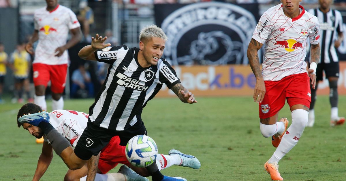 Red Bull Bragantino busca empate com o Botafogo, e Palmeiras é líder do ...