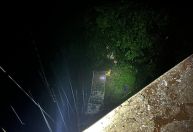 Caminhão despenca da ponte do Rio Chapecó e motorista morre em SC