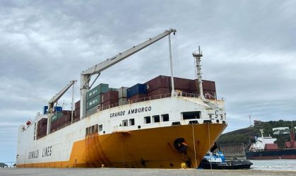 PF e Receita apreendem 1,5 tonelada de cocaína em navio no Porto de Vitória