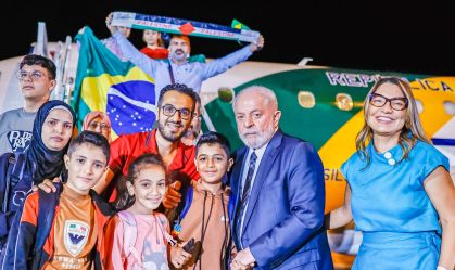 Imagem de destaque do post: Chanceler discute com Lula na quinta-feira (16) nova lista de repatriação de Gaza
