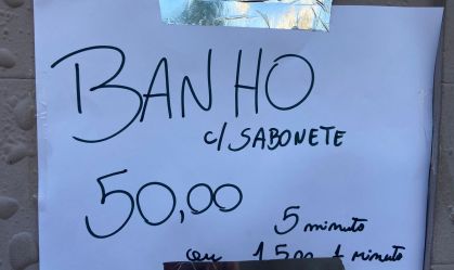 Banhos chegaram a ser oferecidos por R$ 50 no entorno do Engenhão, no Rio