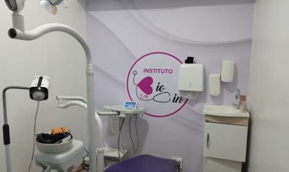 Consultório da falsa médica em Duque de Caxias, no Rio de Janeiro