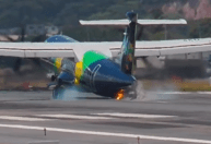 Vídeo: avião da Azul bate a cauda na pista ao pousar em Recife; veja