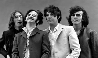 Mini-documentário de 12 minutos conta história da última faixa inédita da banda, "Now and Then"
