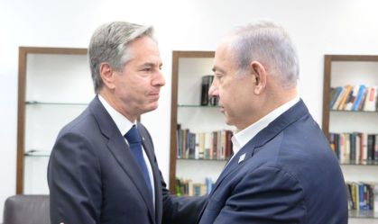 Secretário dos EUA diz ser "chocante" como ataques terroristas do Hamas já caíram no esquecimento de muitos