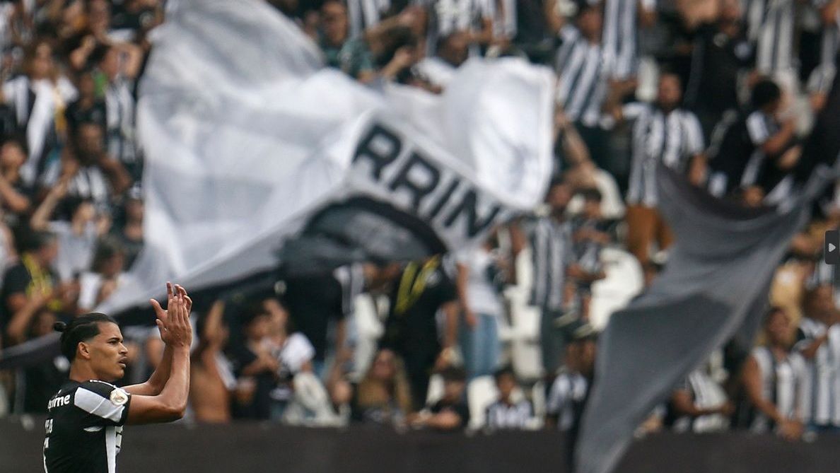 Botafogo perde para o Santos no Nilton Santos