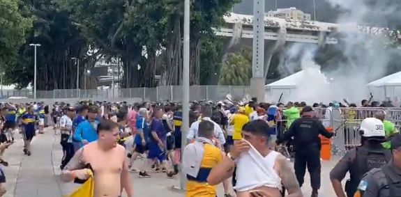 Confusão torcedores do Boca Juniors no Maracanã