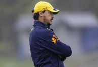 Diniz diz que enfrentar Messi é diferente, mas não mudará estilo do Brasil