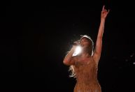 Adiamento de show da Taylor Swift levou LATAM a dispensar taxa de alteração de passagens