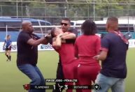 Vídeo: Botafogo x Flamengo termina em pancadaria no feminino