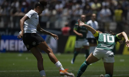 Corinthians massacrou Palmeiras pela semifinal do Paulistão