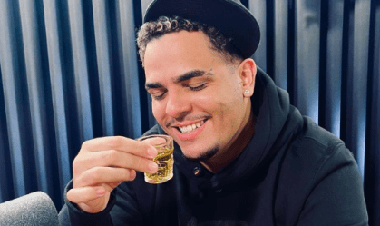 Igão, do 'PodPah', faz cirurgia de emergência na garganta