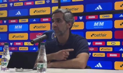 CEO do Cruzeiro, Gabriel Lima em pronunciamento após derrota com pancadaria