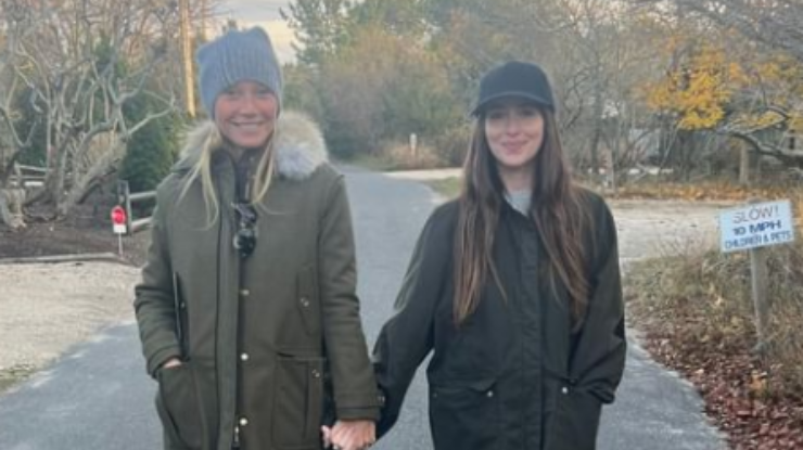 gwyneth-paltrow-dakota-johnson-ex-atual-chris-martin-juntas