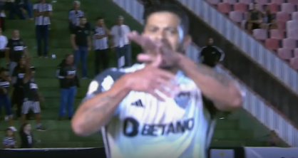 Hulk fez sinal de roubo para o árbitro Rodrigo José Pereira de Lima
