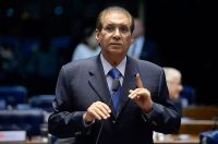 Senador Jader Barbalho é internado em Belém com quadro de desidratação