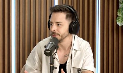 Junior participou de podcast e relembrou ficada com uma das apresentadoras