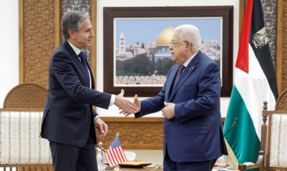 Presidente da Autoridade Palestina pede interrupção imediata da guerra em reunião com Blinken