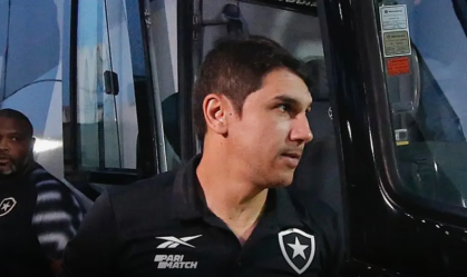 Lucio Flavio põe título do Brasileiro como "questão moral" para o Botafogo