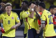 Brasil leva virada da Colômbia em noite de Luis Díaz, que se emociona com pai no estádio