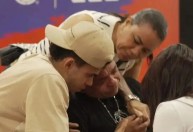 Vídeo: Luis Díaz, do Liverpool, reencontra pai pela primeira vez após sequestro