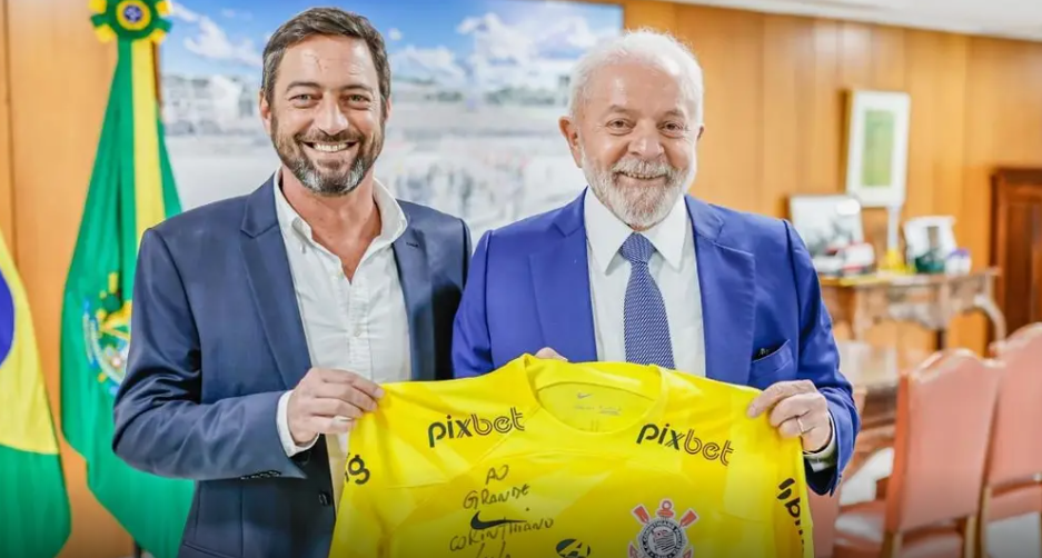 Duílio e Lula se encontram no Palácio do Planalto