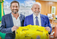 Presidente do Corinthians se encontra com Lula no Palácio do Planalto
