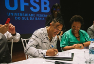 Mano Brown homenageia mãe ao receber título de “Doutor Honoris Causa”