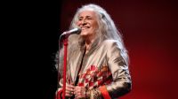 Maria Bethânia abre novas datas para turnê de 60 anos de carreira; veja