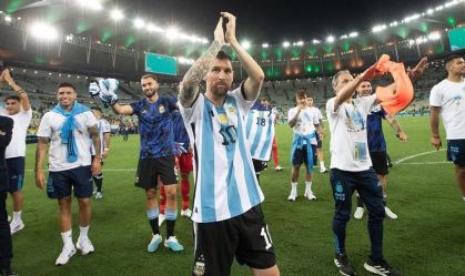 Messi comemora vitória contra o Brasil no Maracanã pelas Eliminatórias da Copa do Mundo