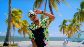 Cantor Ne-Yo em trecho do videoclipe Link Up