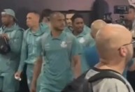 Provocação? Palmeiras deixa estádio com funk e causa tumulto; assista